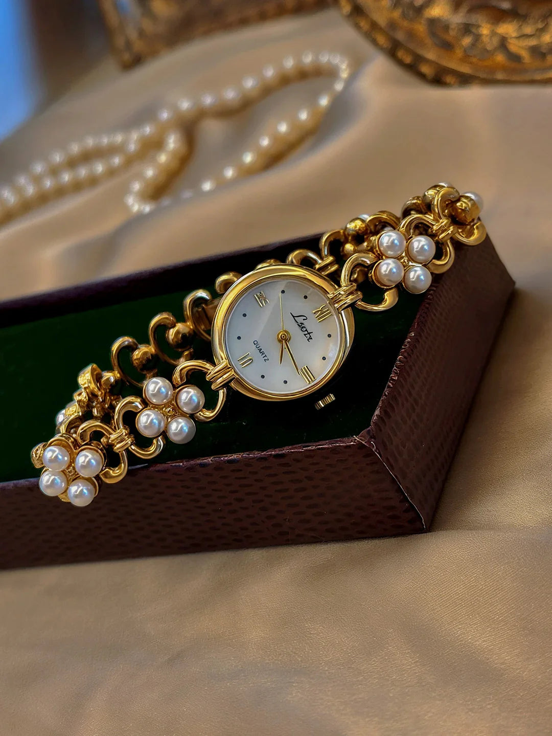 Women’s Aurelia Pearl Link Bracelet Watch