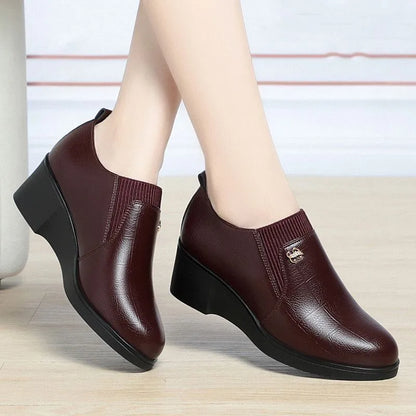 Women’s Solid-Colour Fashion Wedge Leather-Look Shoes