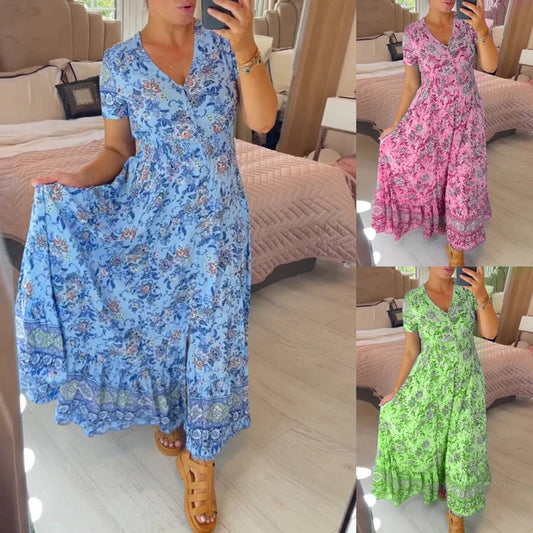 👗 Dress with floral print and V-neckline