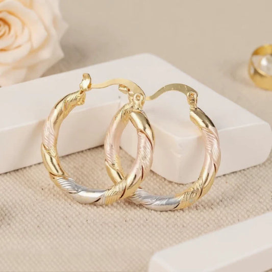 Women’s High-Contrast Polished Round Hoop Earrings