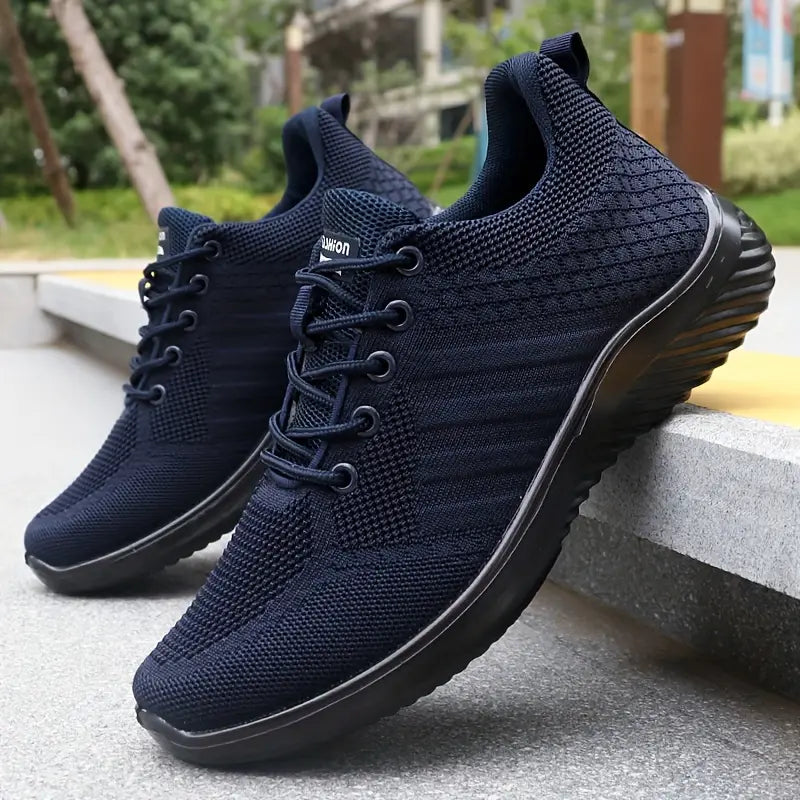Breathable And Comfortable Men's Sports Shoes