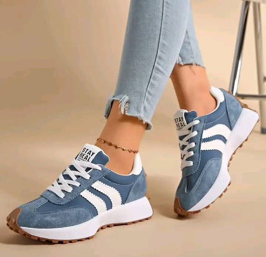 Women’s Lightweight Retro Stripe Comfort Trainers