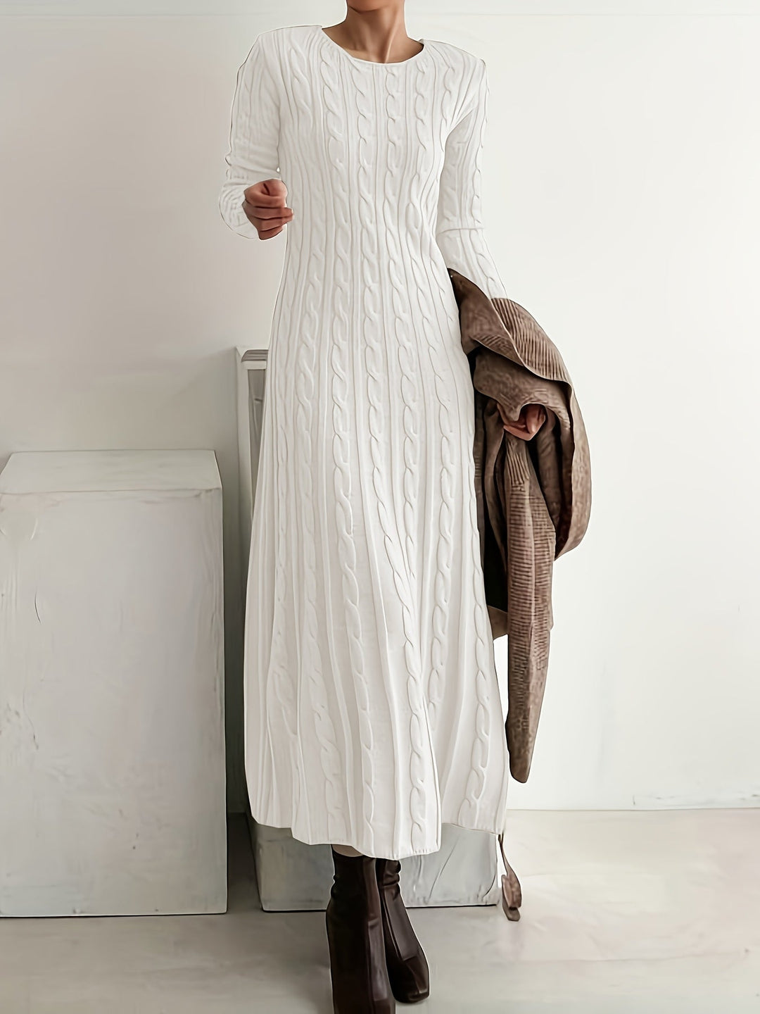 Women’s Elegant Cable Knit Maxi Dress