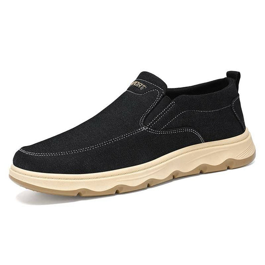 Casual, easy-to-wear men's shoes