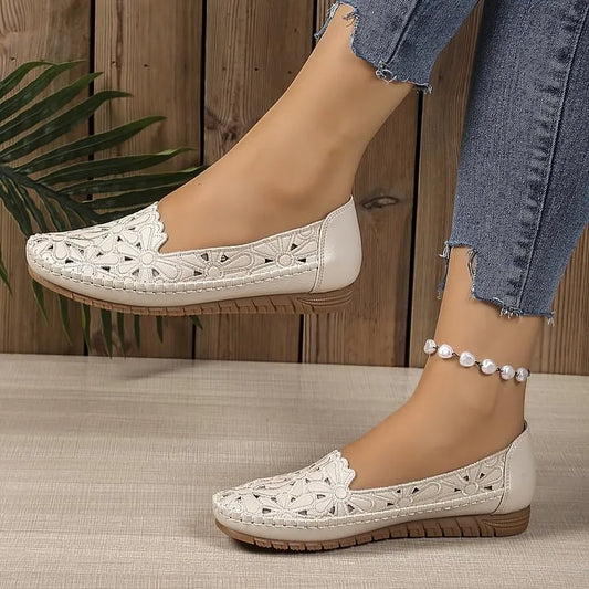 👟 Women's Comfortable Lightweight Fashion Cut-Out Casual Shoes 👟
