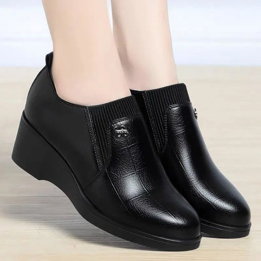 Women’s Solid-Colour Fashion Wedge Leather-Look Shoes