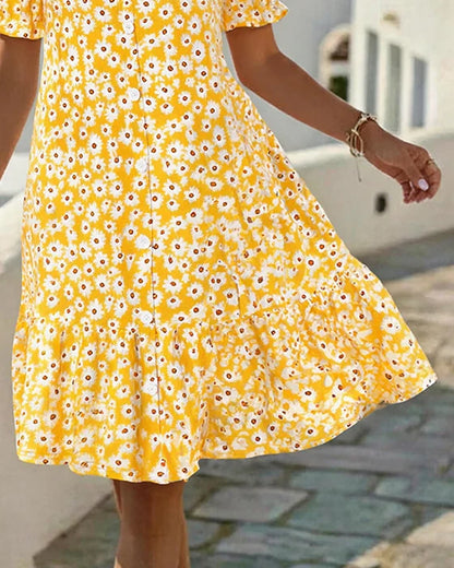 Women’s Daisy Print Button-Front Dress