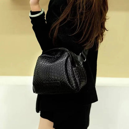 Hand Weaving Cowhide Shell Bag