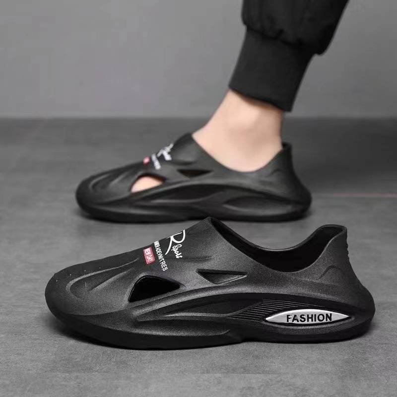 Men’s Vent-Cut Cushioned Slip-On Clog Sandals