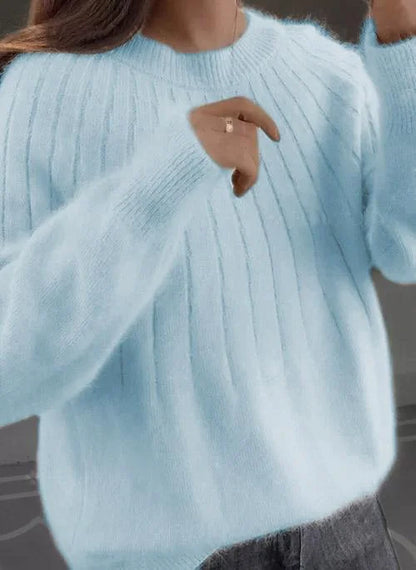 Round Neck Sweater with Fluffy Collar