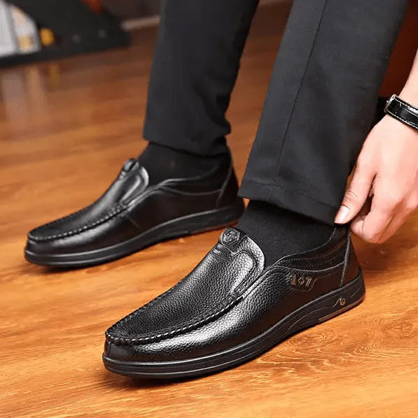 Men’s Leather-Look Slip-On Loafers – Classic Comfort Meets Everyday Elegance