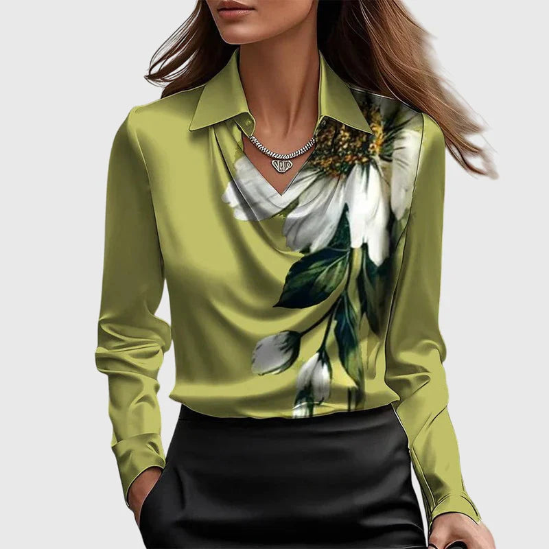 Women’s Shimmer Pleated Collar Blouse