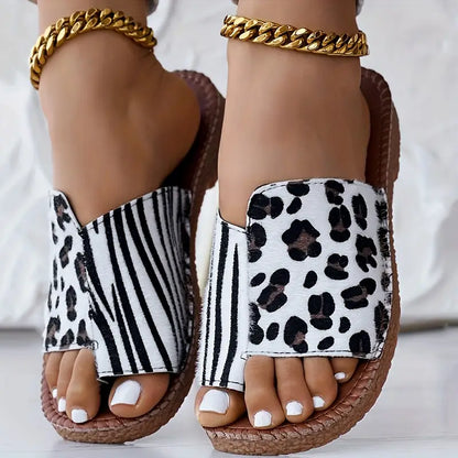 Women's flat-sole patterned sandals 🥰 Stylish & comfortable flip-flops