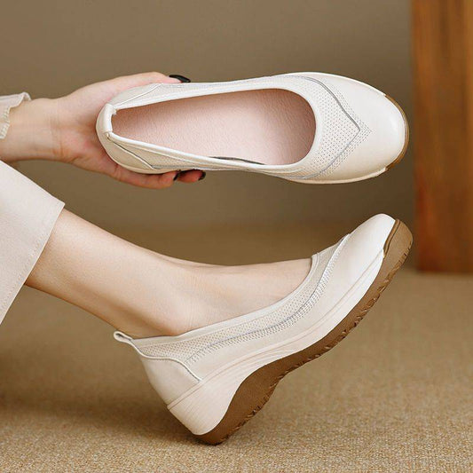 Elegant women's flat comfort shoes
