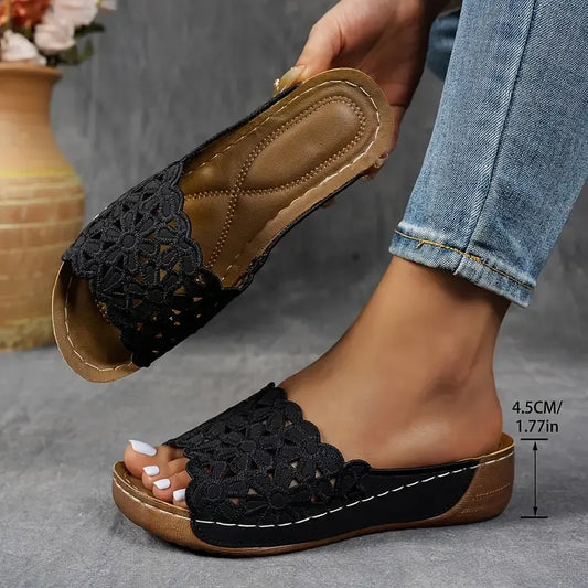 Ladies lightweight and comfortable slip-on sandals