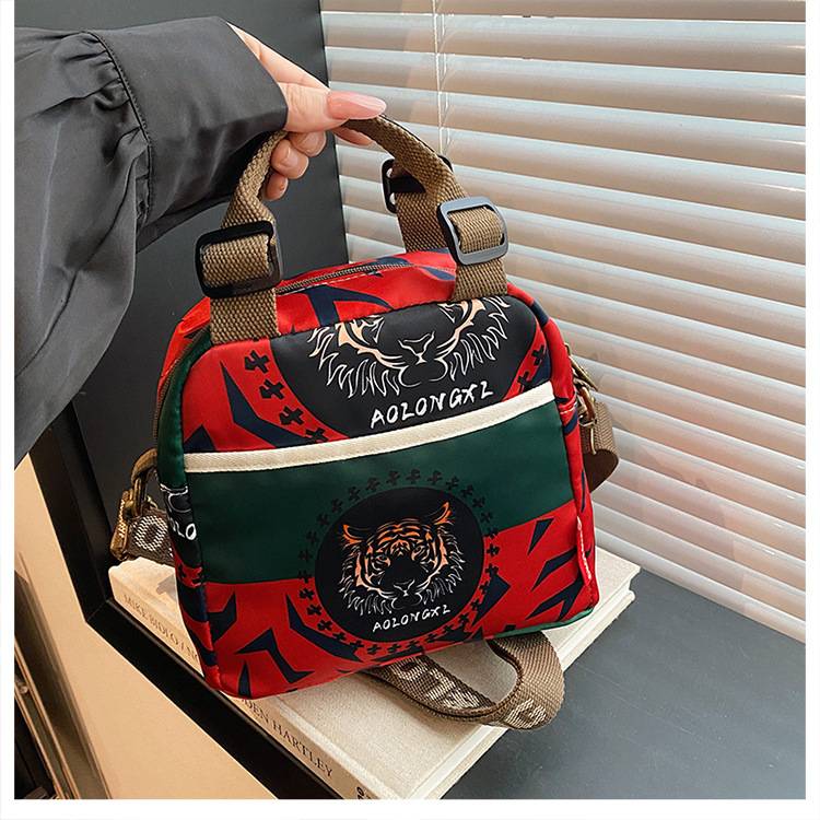 Women’s Versatile Signature Print Crossbody Tote