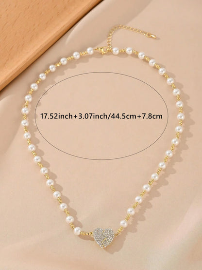 Women's Magnetic Heart Pearl Style Necklace