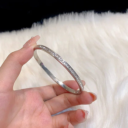 Women’s Gold & Silver Mixed Metal 5-Piece Bracelet Set