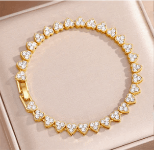 Women’s Sparkling Heart-Link Bracelet Set
