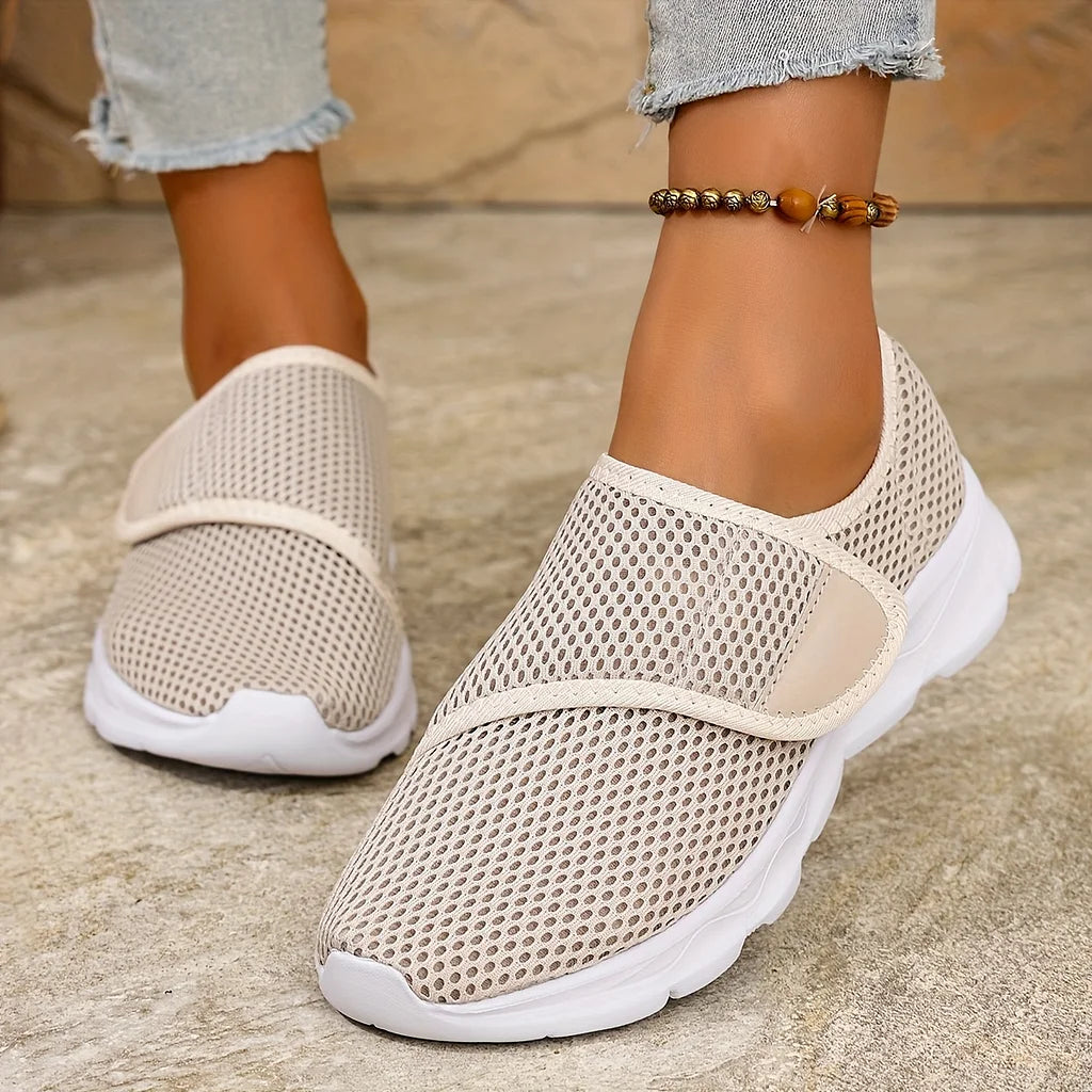Women’s Walking Shoes for Wide & Swollen Feet