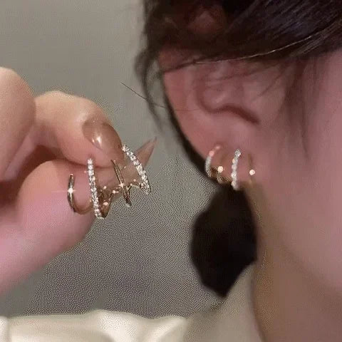 Women’s Sparkling Cat Claw Crystal Stud Earrings