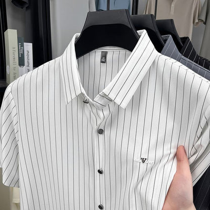 Women's Fine Stripe Short Sleeve Shirt