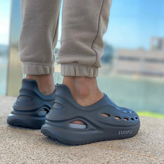 Clog sharks men