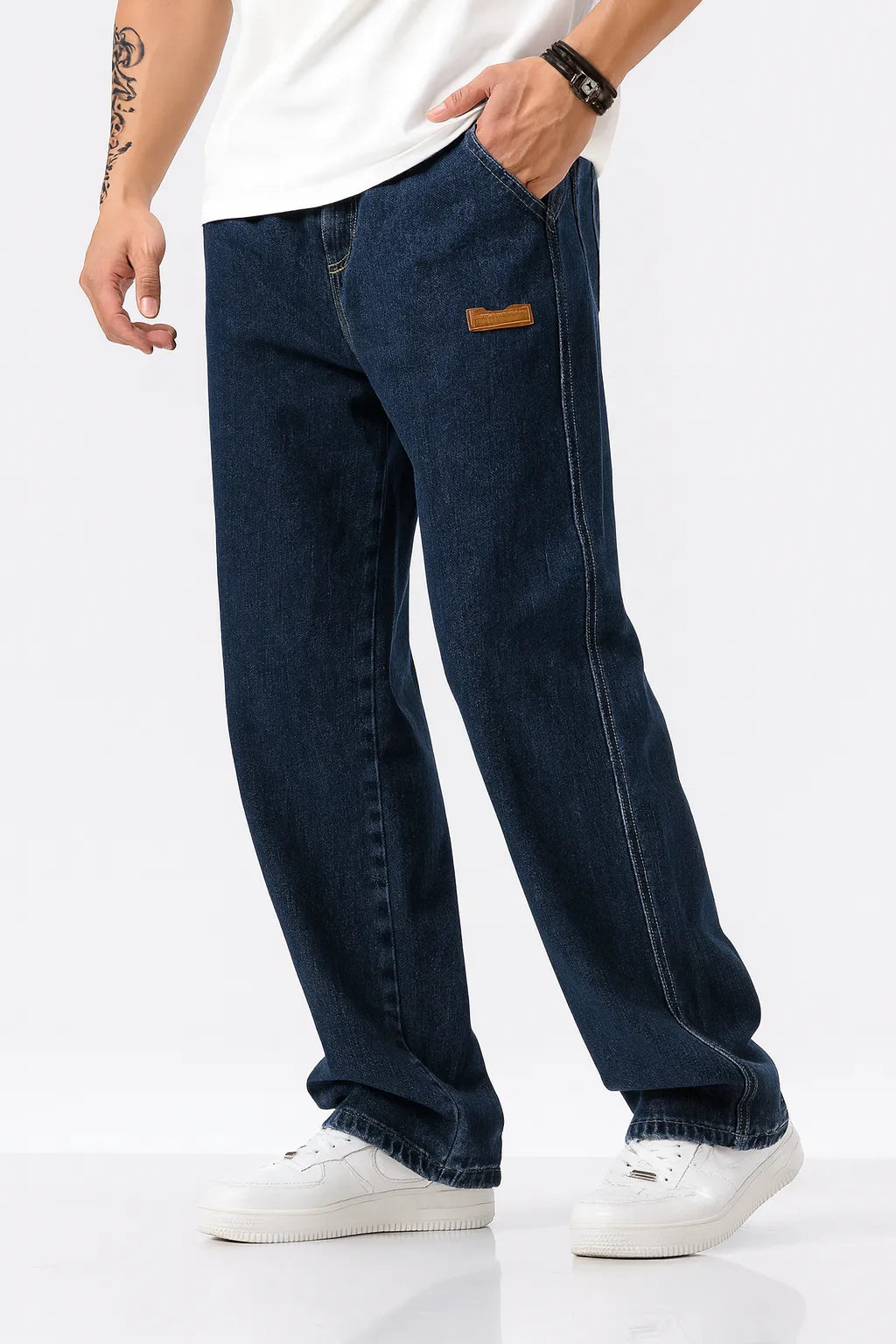 Men’s Regular Fit Patched Drawstring Denim Jogger Jeans