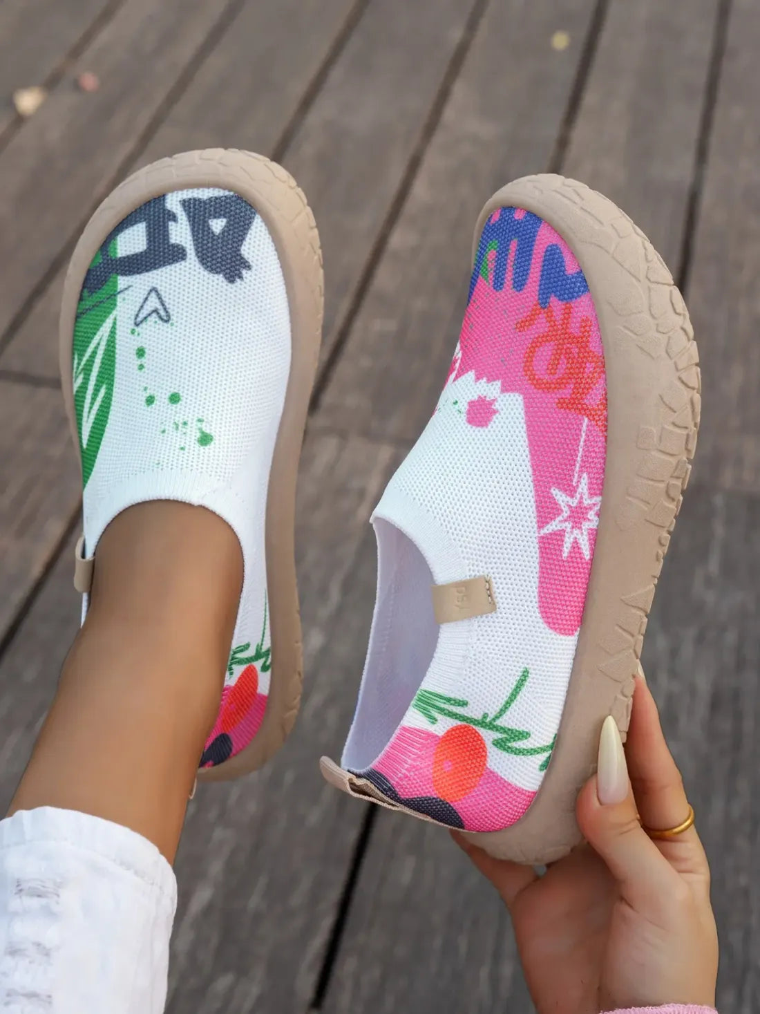 Women’s Knitted Lace-Up Trainers