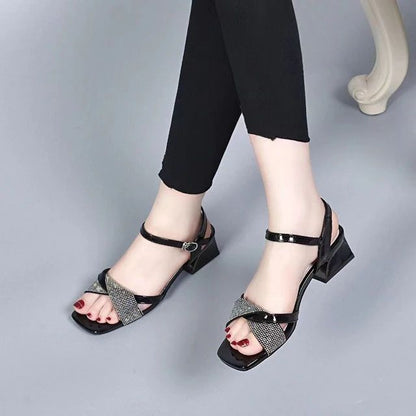 New Fashion Women's Sandals with Buckle Strap and Mid Heel
