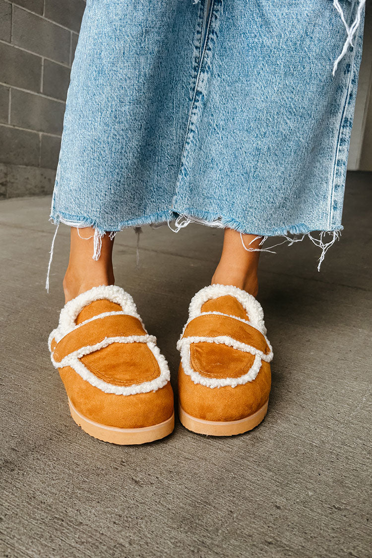 Women's Faux Fur Cozy Slip-On Slippers