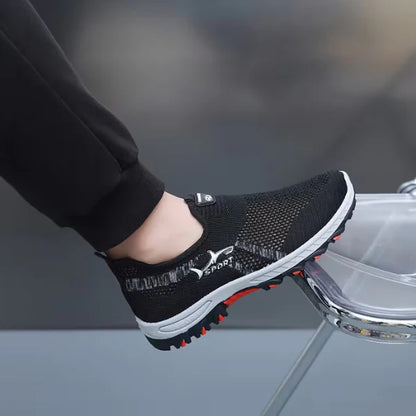 Men’s Lightweight Breathable Slip-On Daily Trainers