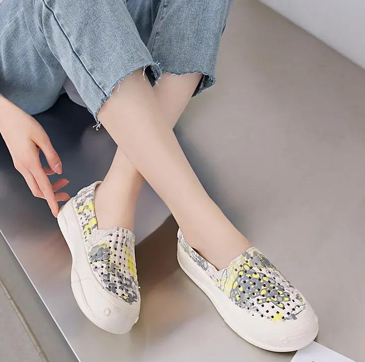 Women's Two-Tone Contrast Sandals
