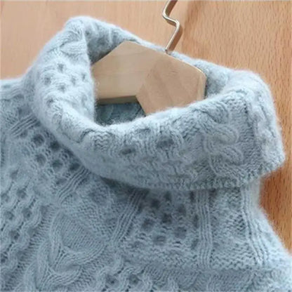 Women’s Luxe Cable-Knit Cashmere Sweater