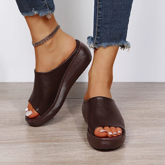 LADIES LEATHER-LOOK SOLE SLIPPERS