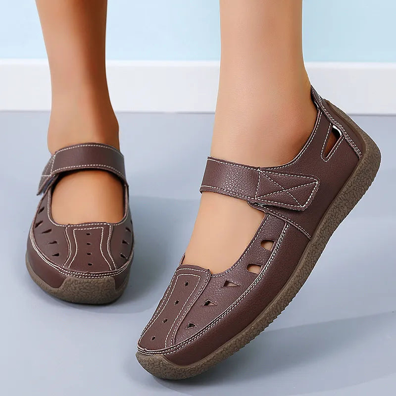 Women's Cut-Out Mary Jane Flat Shoes