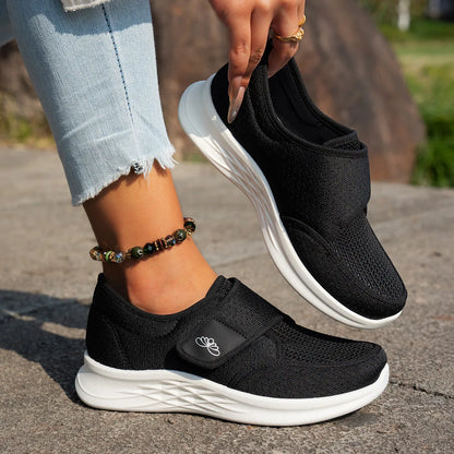 Women’s Elegant Walking Shoes