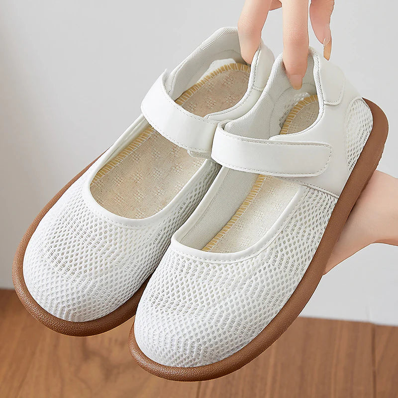 Women's Closed-Toe Mesh Sandals