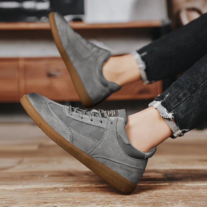 Men’s Retro Suede Mesh Trainers