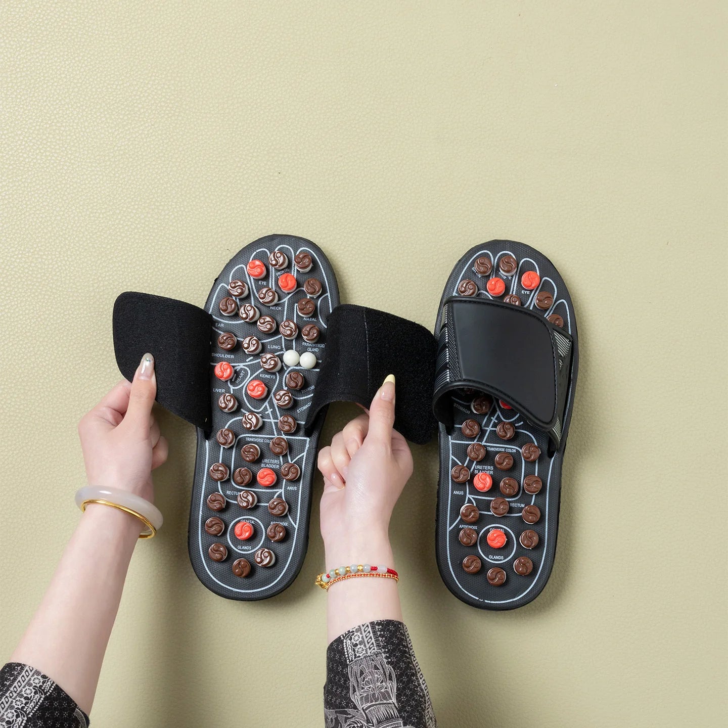 Men's Textured Footbed Slide Sandals