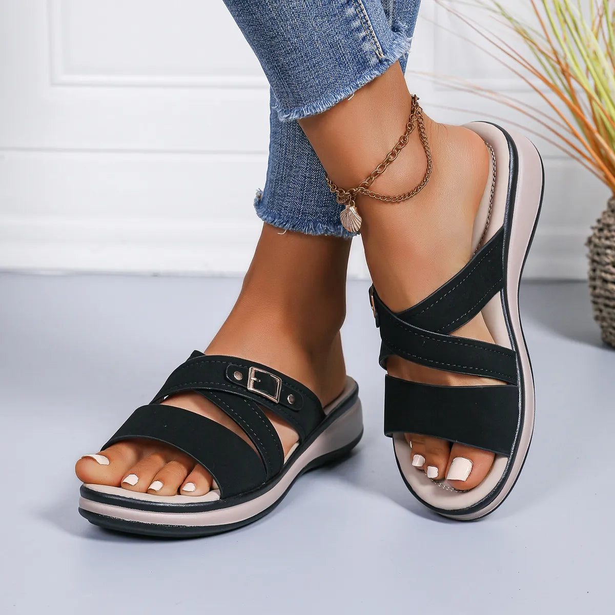 Women's Crossover Strap Wedge Sandals