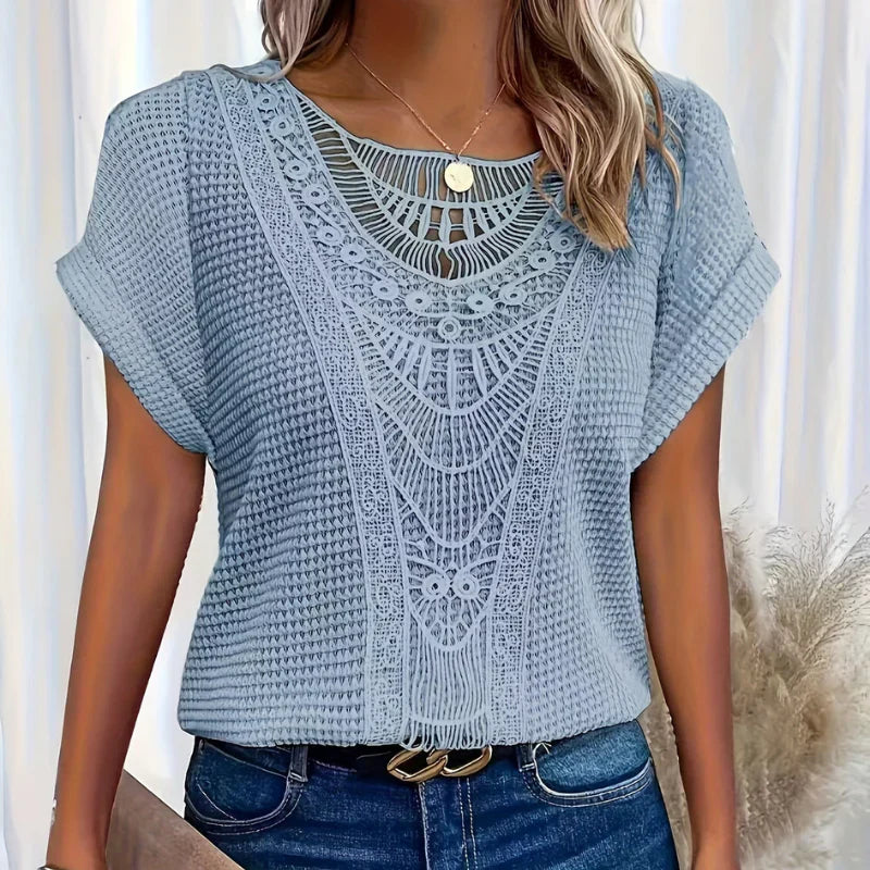 Women’s Elegant Lace Detail Relaxed-Fit Blouse