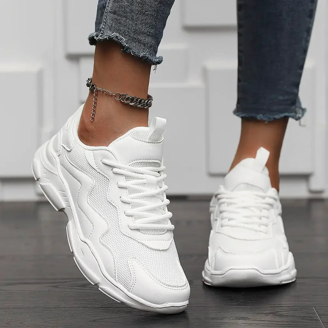 Women’s Retro Mesh Leather Cushion Runner Trainers