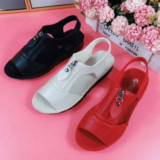 Flat Sandals in Soft and Comfortable Leather-Look Material
