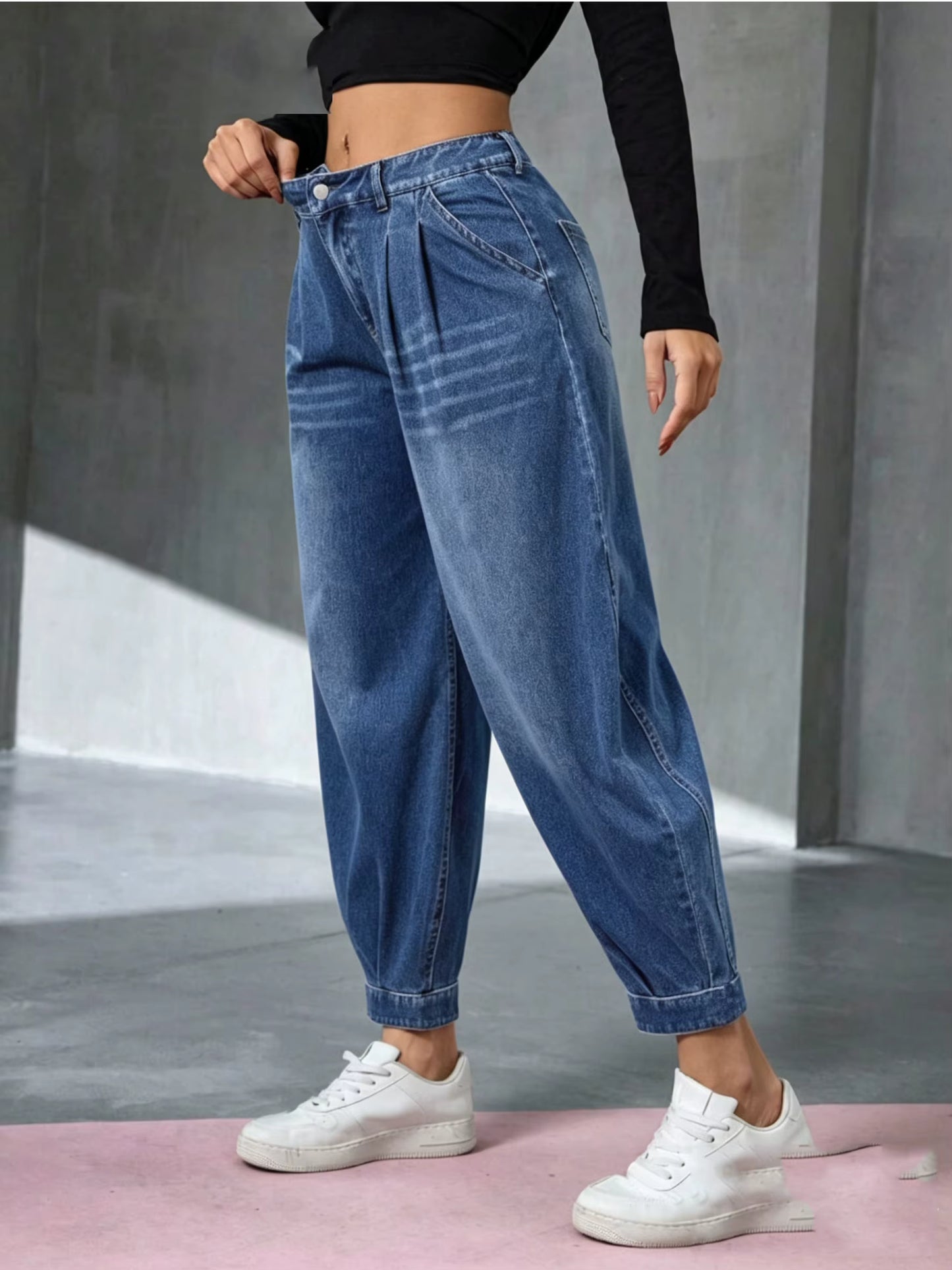 Women's Relaxed Tapered Denim Trousers