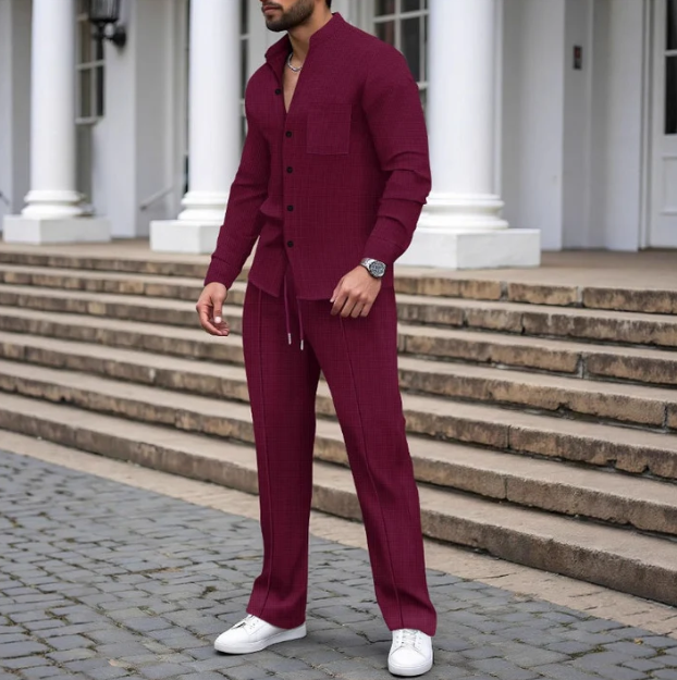Men’s Textured Two-Piece Set