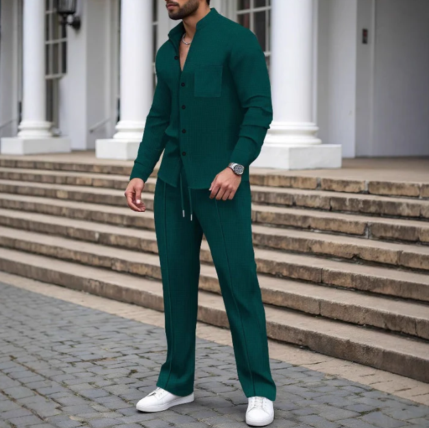 Men’s Textured Two-Piece Set