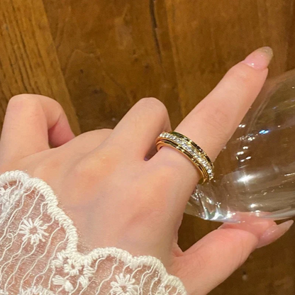 Women’s Stainless Steel Rotating Spinner Ring