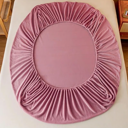 Milk Velvet Fleece Bedding Set with Fitted Sheet and 2 Pillowcases