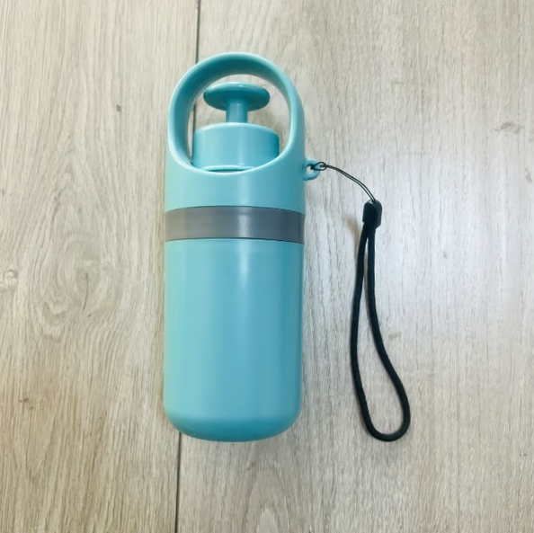 Portable Dog Waste Scooper with Built In Bag Dispenser